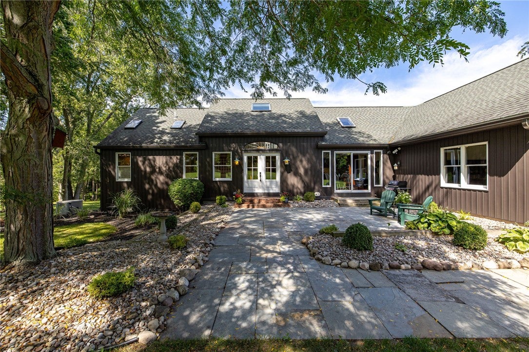 3 Graywood Lane