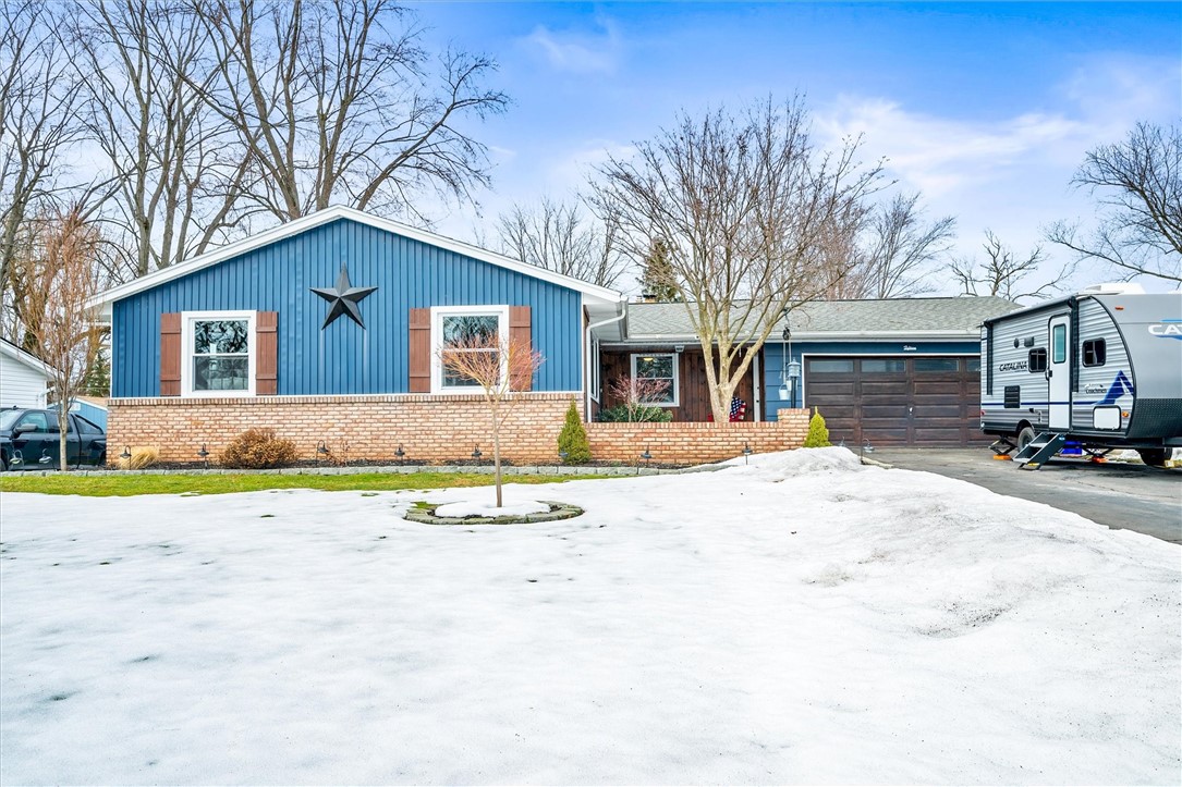 15 Ashton Drive, Gates, New York image 1