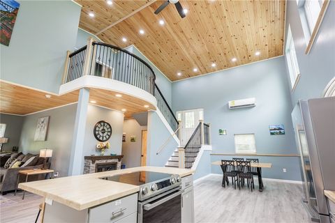 7160 Eelpot Road Naples NY 14512