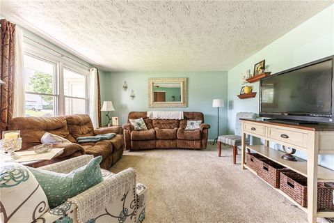 Tiny photo for 96 Grandview Lane, Greece, NY 14612 (MLS # R1684900)