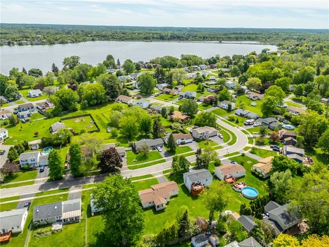 Tiny photo for 96 Grandview Lane, Greece, NY 14612 (MLS # R1684900)