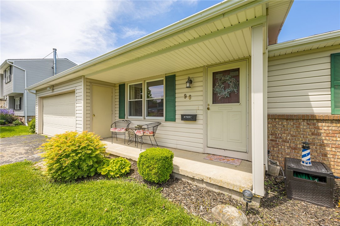 96 Grandview Lane