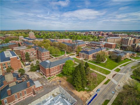 Tiny photo for 4 Sanford Place, Rochester, NY 14620 (MLS # R1654349)