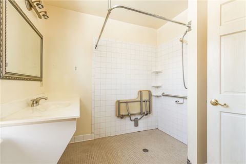 Tiny photo for 4 Sanford Place, Rochester, NY 14620 (MLS # R1654349)