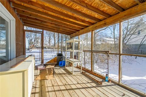 Tiny photo for 4 Sanford Place, Rochester, NY 14620 (MLS # R1654349)