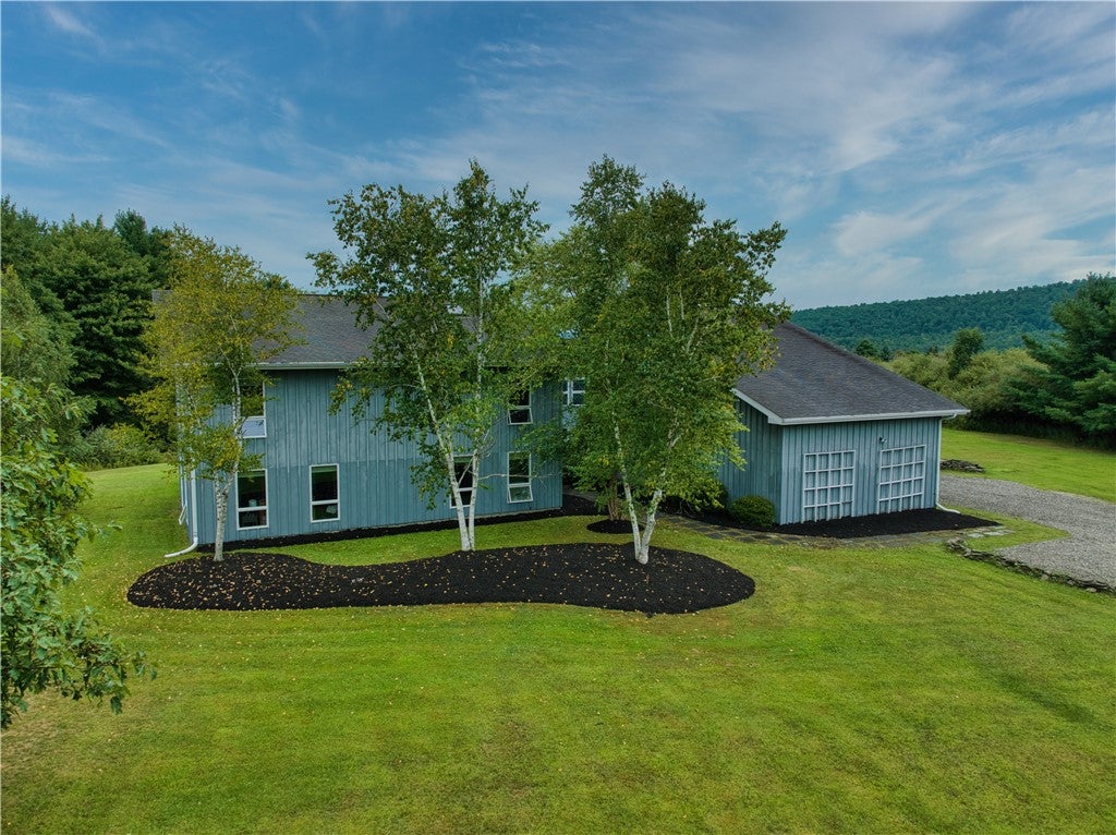 5 Dannfield Drive