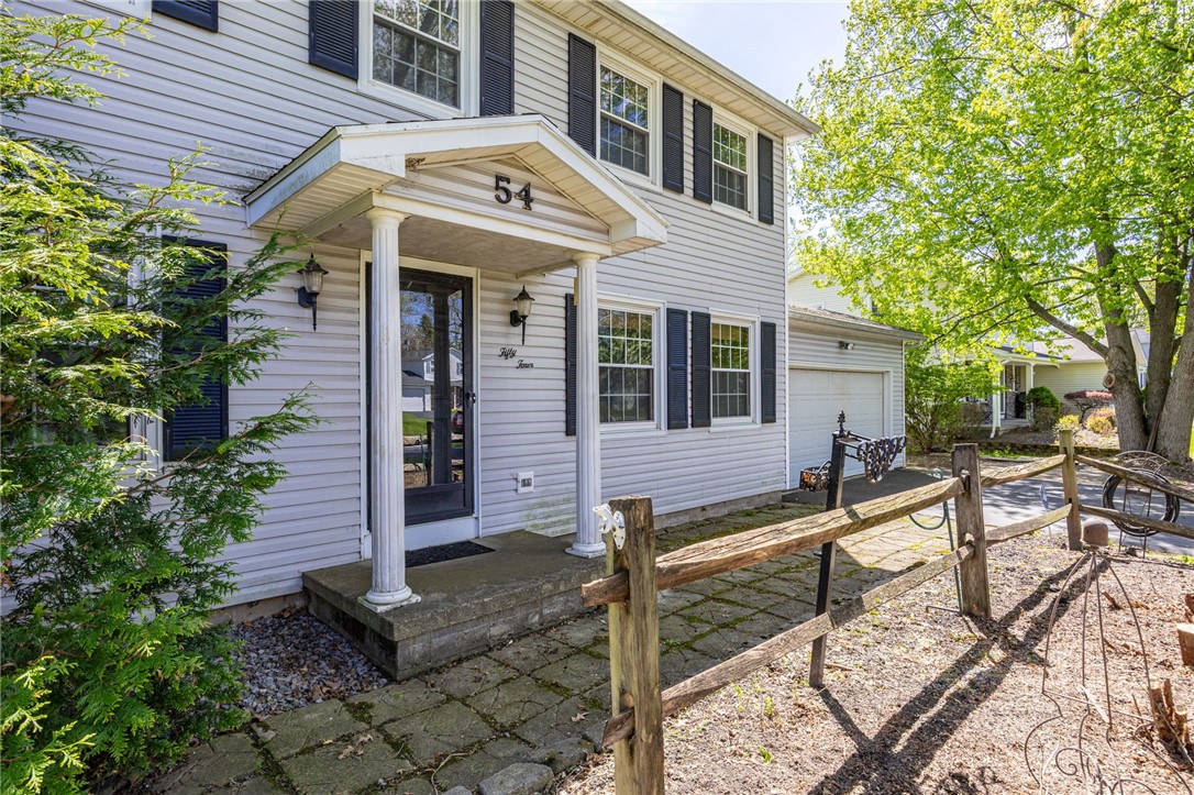54 Glen Acre Drive