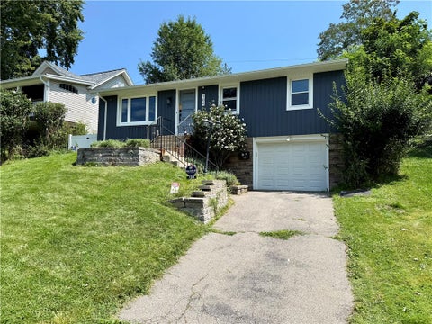 Homes For Sale - 104 Wabash Avenue<br/> Irondequoit, NY 14617