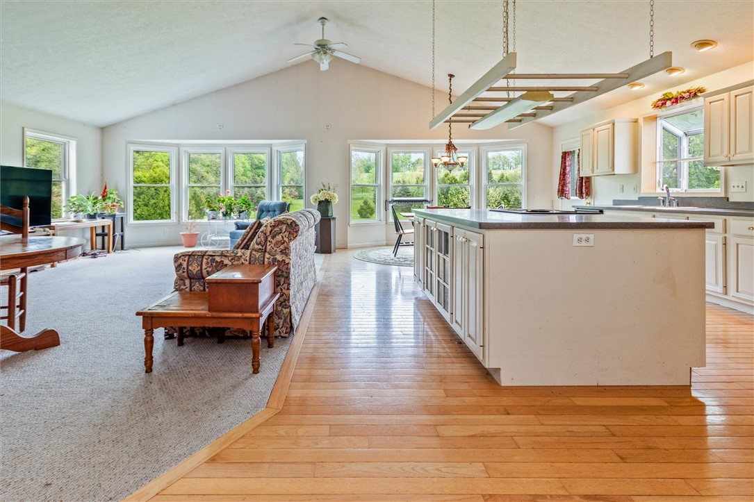 1092 Farmington Road Rd, Macedon, New York image 20