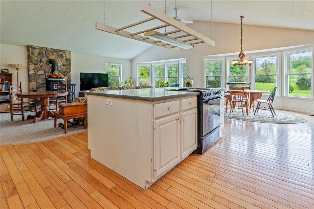 1092 Farmington Road Rd, Macedon, New York image 11