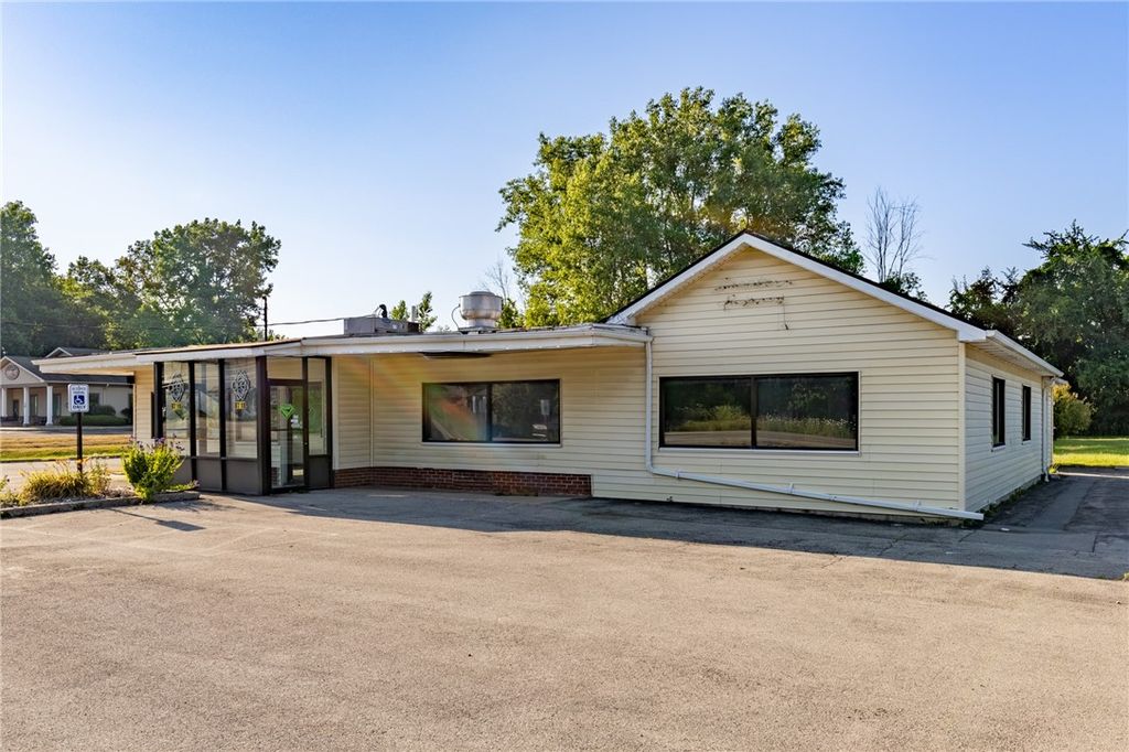 Photo of 3711 W Main Street Road, Batavia, NY 14020 (MLS # R1625552)