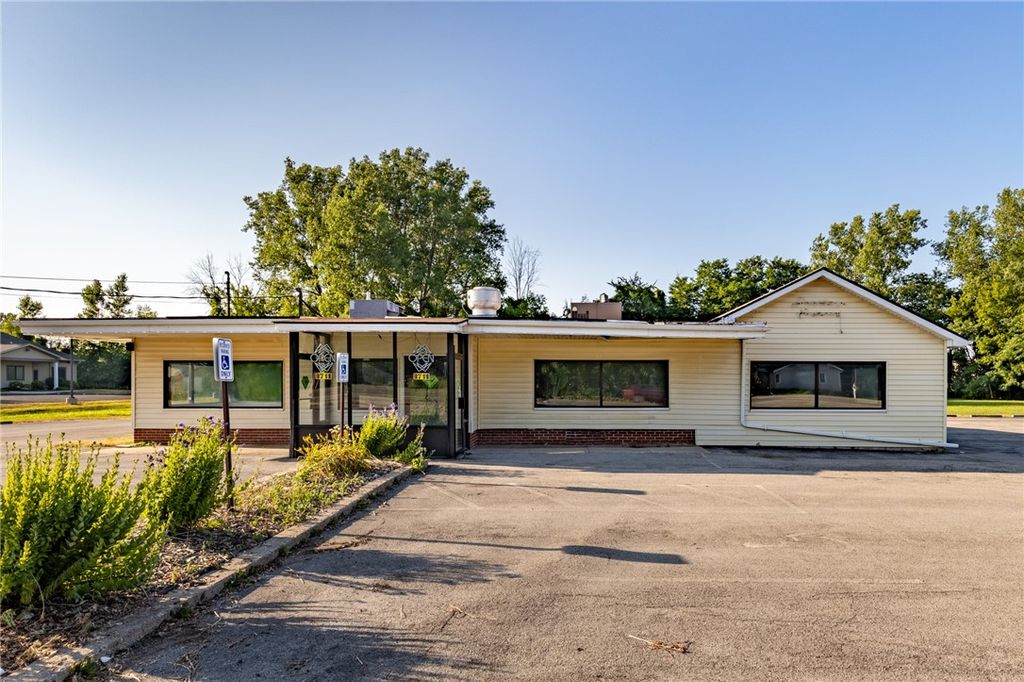 Photo of 3711 W Main Street Road, Batavia, NY 14020 (MLS # R1625552)