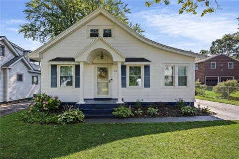 Photo for 434 Crossfield Road