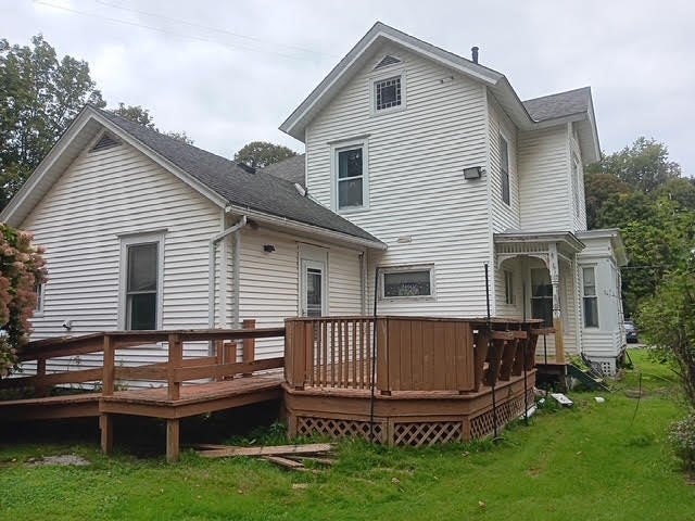 8 Maple Street