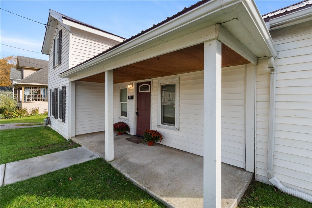 301 E Naples Street