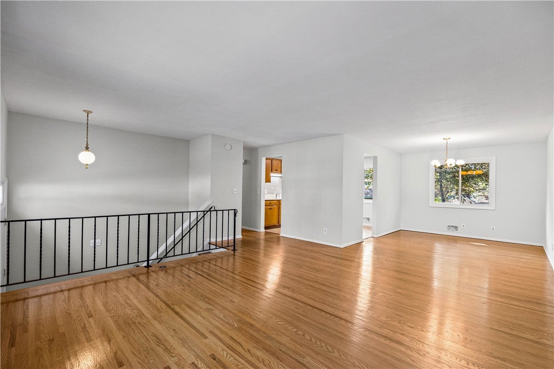 55 Marble Dr