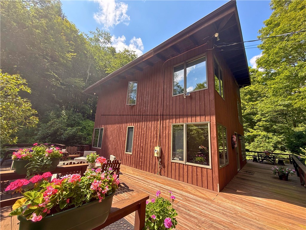 251 John Shultis Road