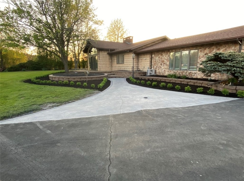 3163 County Route 121