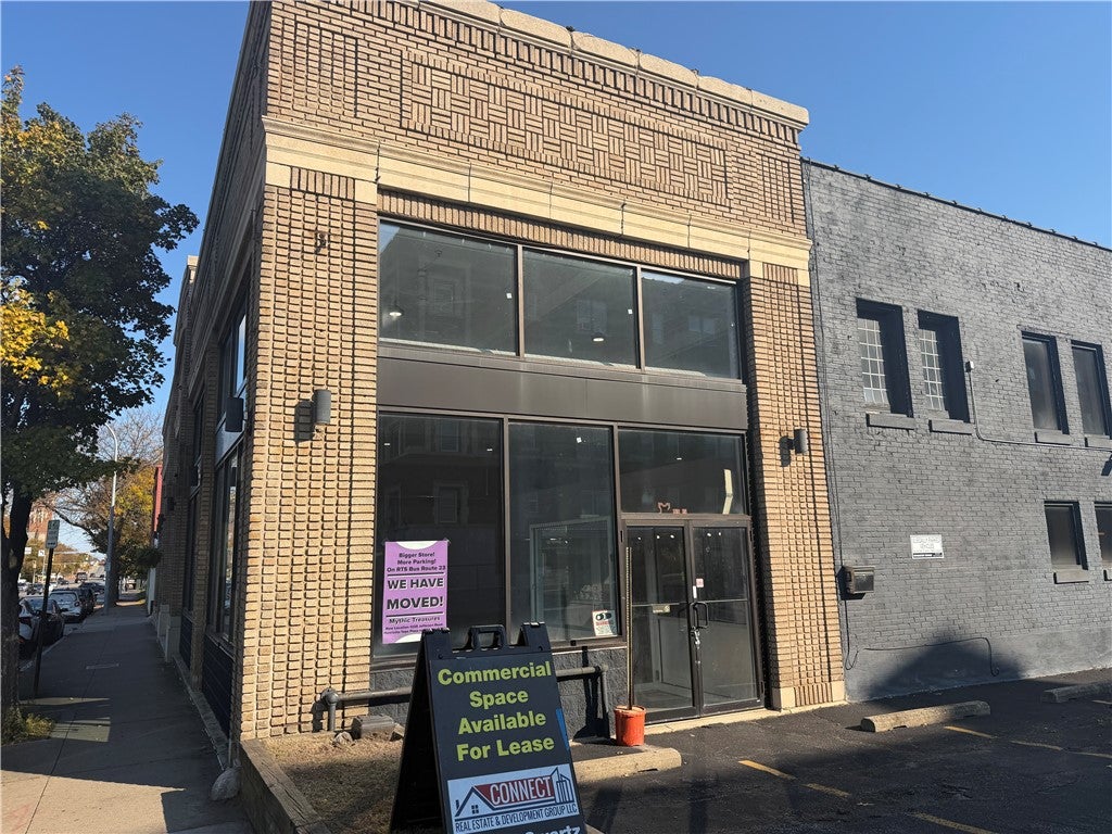 Photo of 727 E Main Street, Rochester, NY 14605 (MLS # R1725654)
