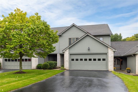 Photo of 3 Woodbury Way, Perinton, NY 14450 (MLS # R1717860)