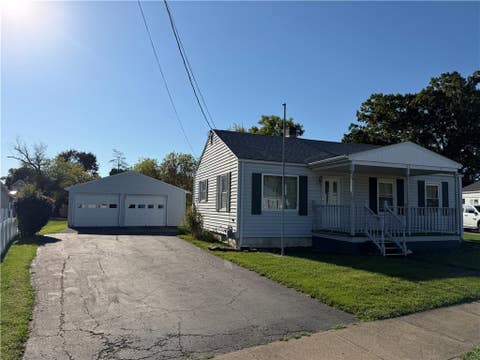 Photo for 82 Riverside Circle