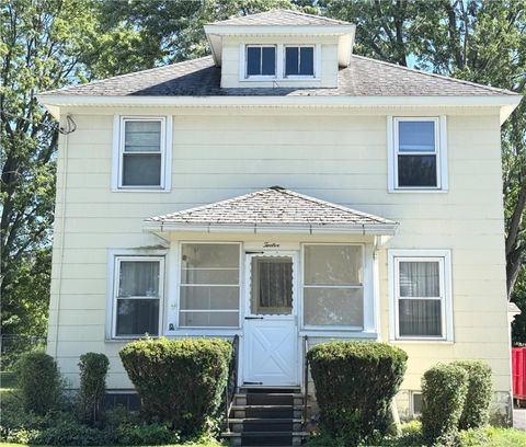 Homes For Sale - 12 Willard Street<br/> Auburn, NY 13021