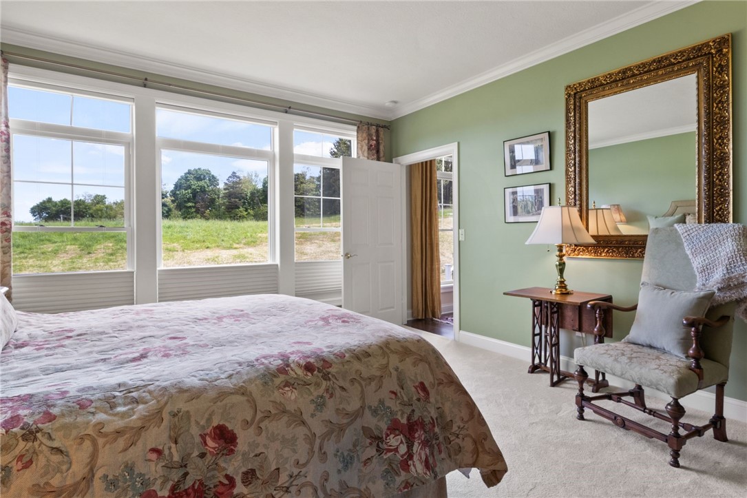 36 Skylight Trail, Pittsford, New York image 17