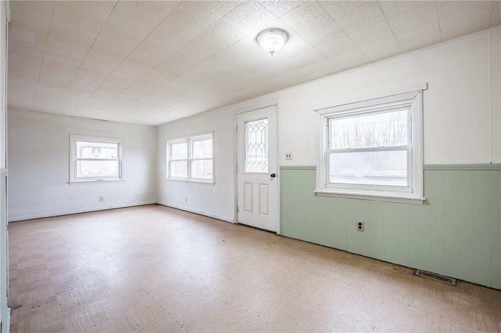 6928 State Route 31 E