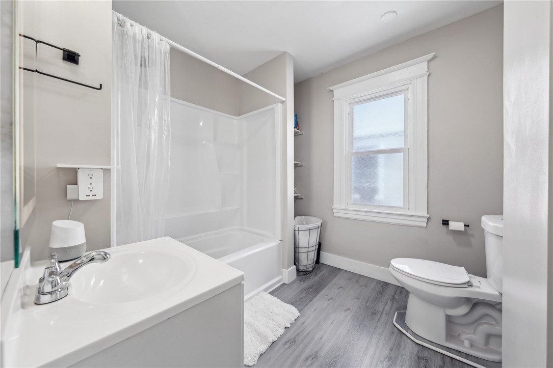 77 Kingston Street, Rochester, New York image 25