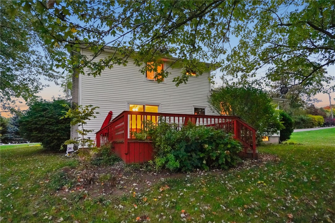 Lockport Town, New York 14094, United States, 3 Bedrooms Bedrooms, ,3 BathroomsBathrooms,Residential,Active,229281