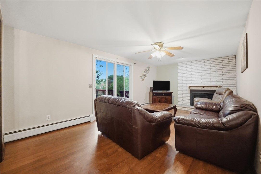 Lockport Town, New York 14094, United States, 3 Bedrooms Bedrooms, ,3 BathroomsBathrooms,Residential,Active,229281