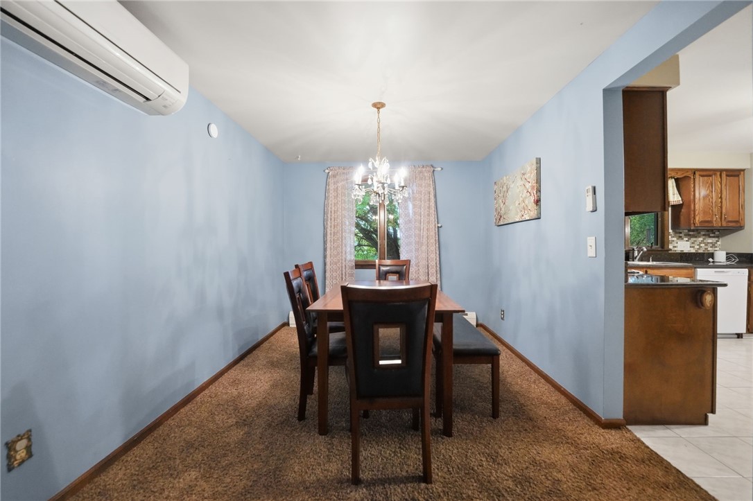 Lockport Town, New York 14094, United States, 3 Bedrooms Bedrooms, ,3 BathroomsBathrooms,Residential,Active,229281