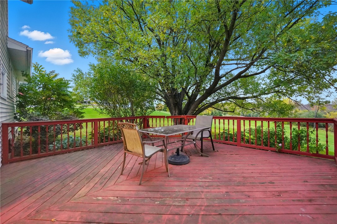 Lockport Town, New York 14094, United States, 3 Bedrooms Bedrooms, ,3 BathroomsBathrooms,Residential,Active,229281