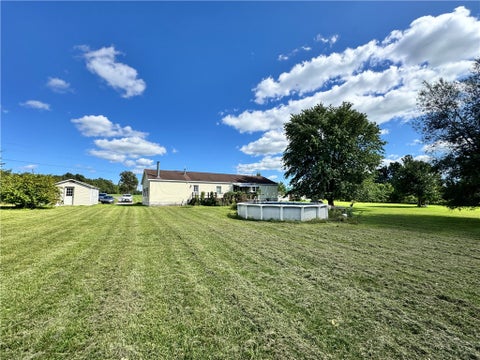 Tiny photo for 2164 Edwards Road, Waterloo, NY 13165 (MLS # R1714251)