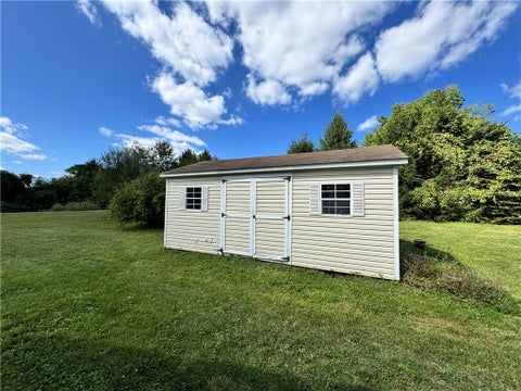 Tiny photo for 2164 Edwards Road, Waterloo, NY 13165 (MLS # R1714251)