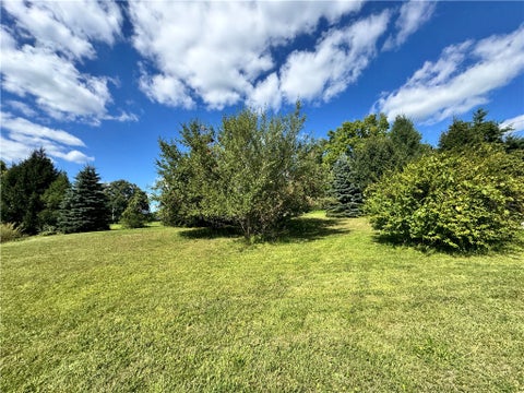 Tiny photo for 2164 Edwards Road, Waterloo, NY 13165 (MLS # R1714251)