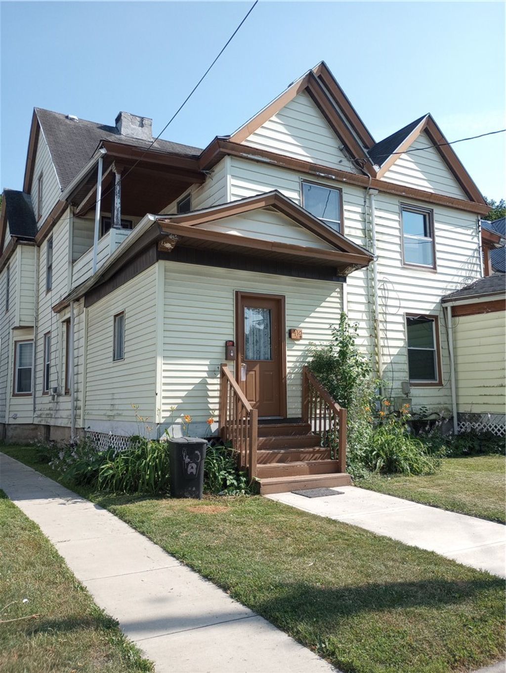 Photo of 410 Linden Place, Elmira City, NY 14901 (MLS # R1701313)