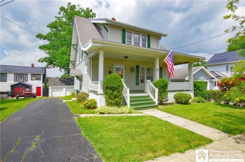 Homes For Sale - 104 Chautauqua Avenue<br/> Jamestown, NY 14701