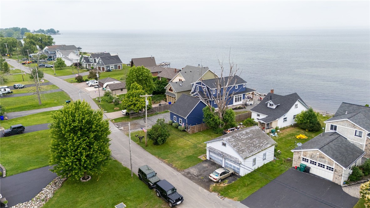 558 Lake Shore Drive