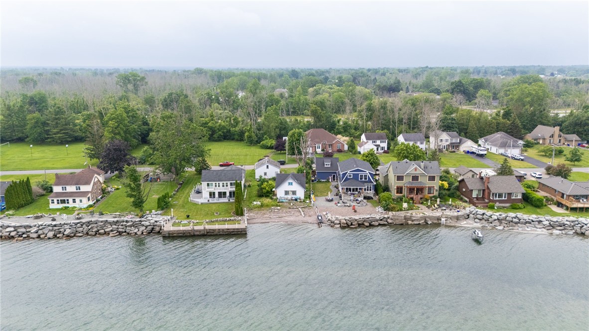 558 Lake Shore Drive