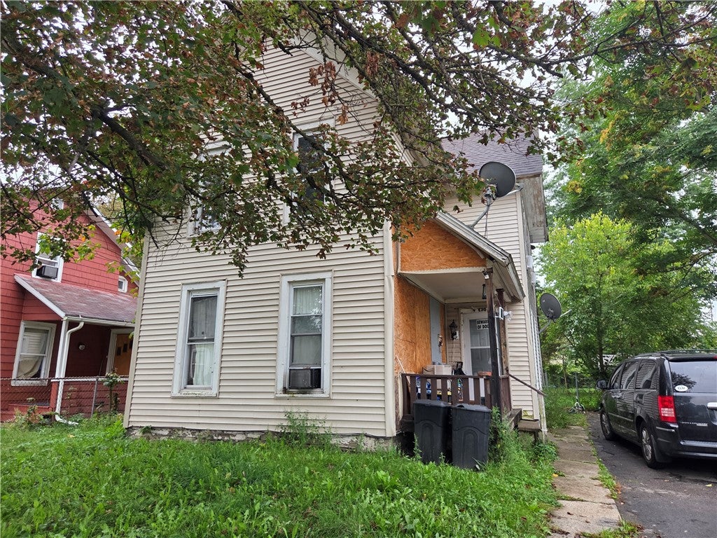 420 Standish Street