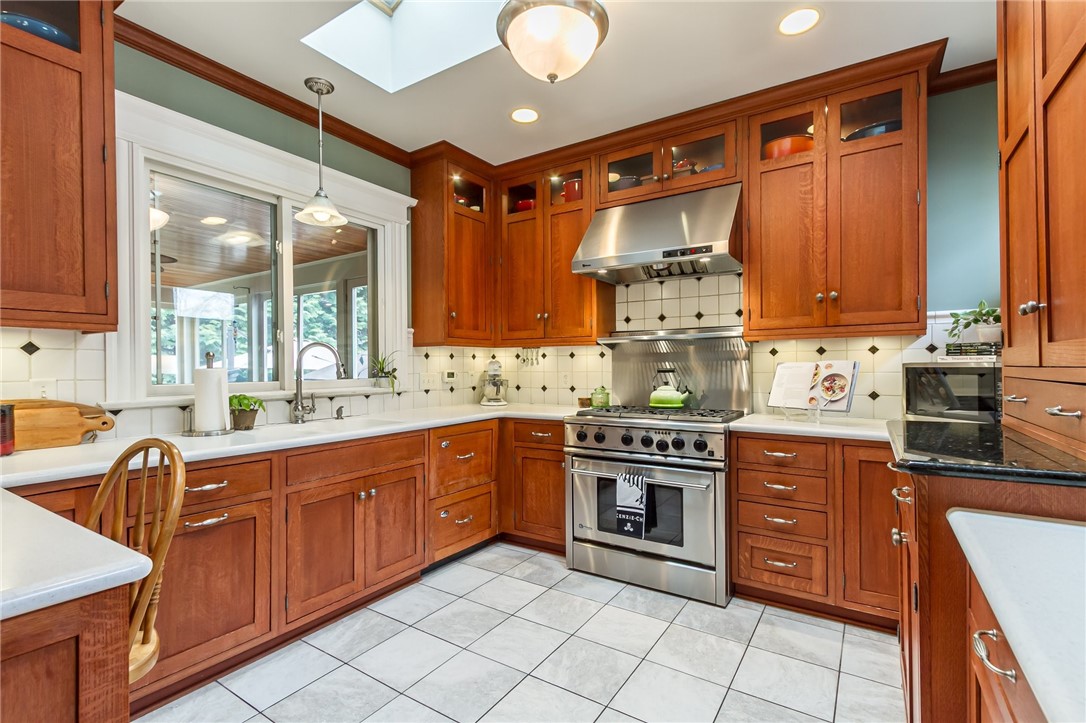 45 Monroe Avenue, Pittsford, New York image 22