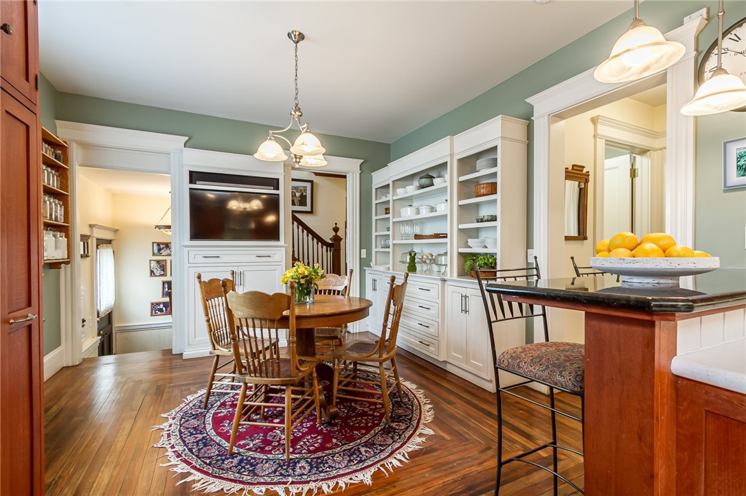 45 Monroe Avenue, Pittsford, New York image 24