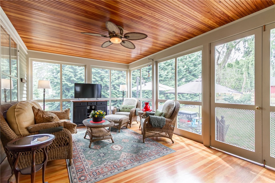 45 Monroe Avenue, Pittsford, New York image 27