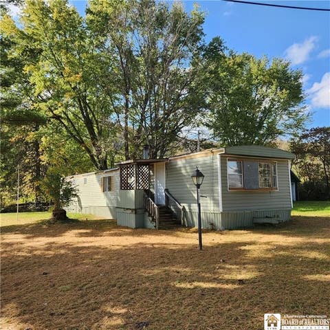 Photo for 4864 Sugartown Rd Road