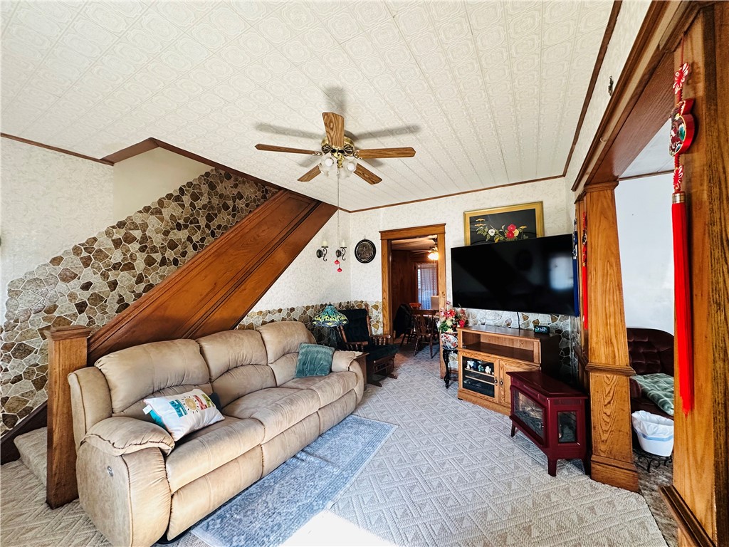 156 W Washington Avenue