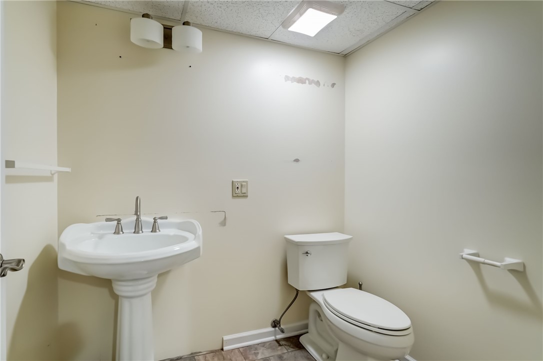 189 Allwood Drive, Irondequoit, New York image 43