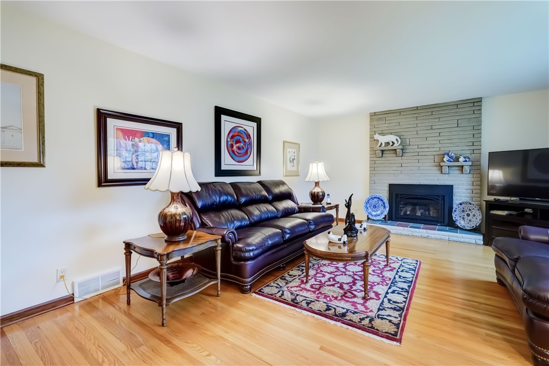 189 Allwood Drive, Irondequoit, New York image 9