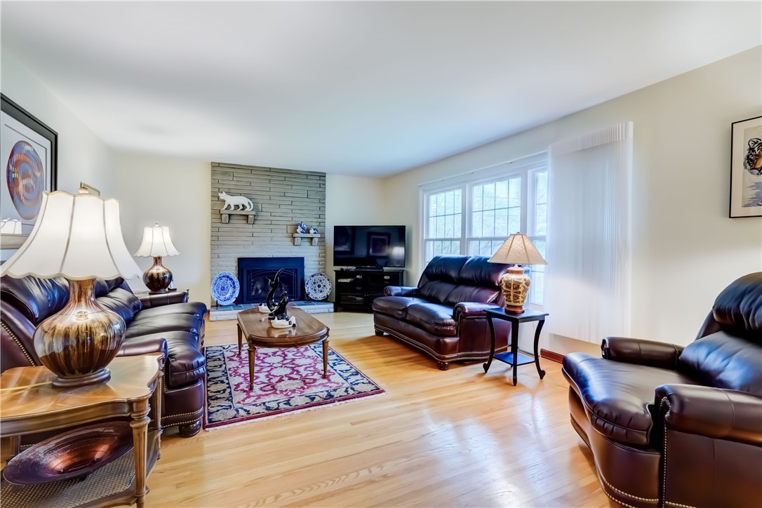 189 Allwood Drive, Irondequoit, New York image 8