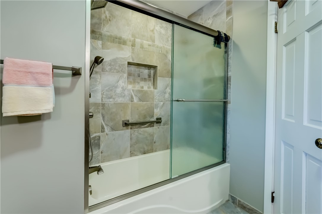189 Allwood Drive, Irondequoit, New York image 35